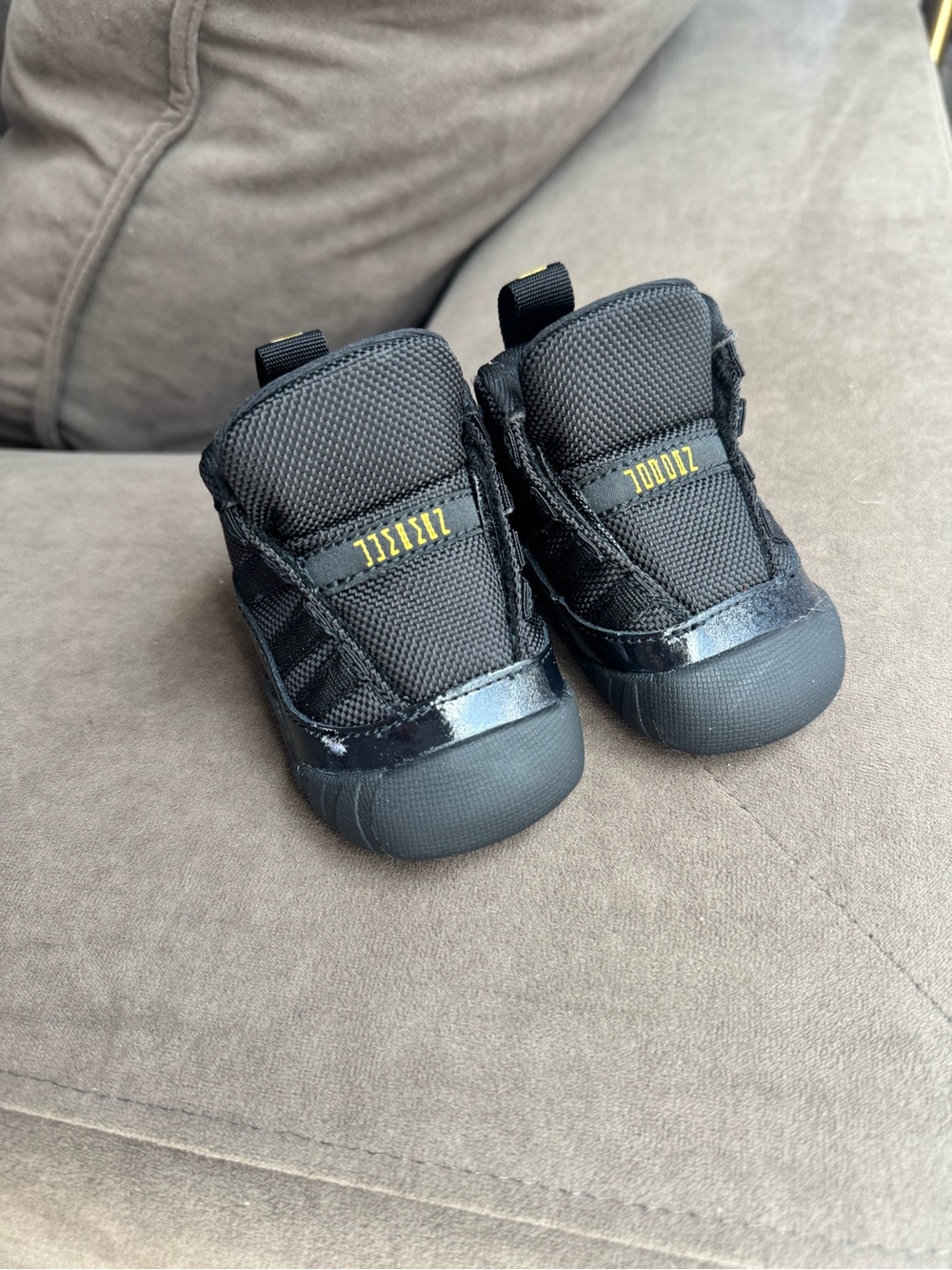 Jordan 11 Gamma Blues